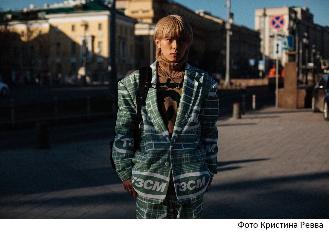 Streetstyle на Mercedes Benz Fashion Week в Москве