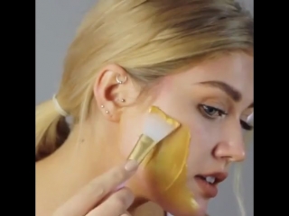 Cledbel 24K Gold - инновационная маска с коллоидным золотом для безоперационной подтяжки кожи лица и шеи ЗАКАЗАТЬ СО СКИДКОЙ 👉