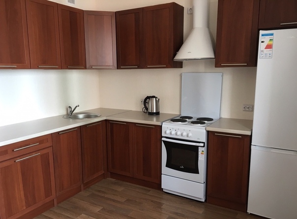 Иркутск, Гоголя, 17 <br>Квартира в хорошем состоянии, полностью <br>укомплектована всей мебелью и бытовой <br>техникой. Коммунальные оплачиваете отдельно. <br>Рассмотрю жильцов на длительный срок, <br>предпочтительно семейную пару. Прошу не <br>беспокоить жителей ближнего зарубежья, <br>субарендаторов и семьи более 3х человек. <br>Стоимость 9000 в месяц. <br>Звоните 89087755046. - фото Фото: Иркутск, Гоголя, 17 <br>Квартира в хорошем состоянии, полностью <br>укомплектована всей мебелью и бытовой <br>техникой. Коммунальные оплачиваете отдельно. <br>Рассмотрю жильцов на длительный срок, <br>предпочтительно семейную пару. Прошу не <br>беспокоить жителей ближнего зарубежья, <br>субарендаторов и семьи более 3х человек. <br>Стоимость 9000 в месяц. <br>Звоните 89087755046.