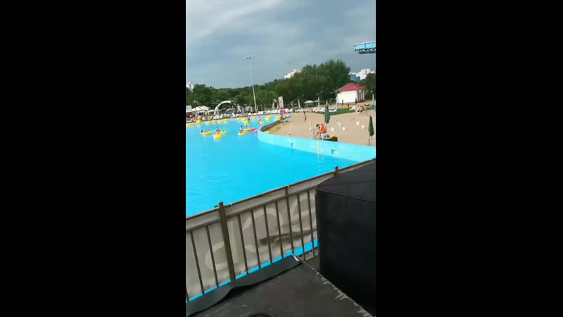 VID_922000210_033943_227.mp4