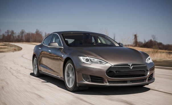 2015 Tesla Model S 70D