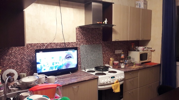 Здраствуйте, Я Собственник 3х комнатной кв.предлагаю на длительный срок комнату. Район серой ветки метро,юг <br>Для одной девушки. <br>Сдается комната 14м. Кровать 160/200, шкаф,тумбы. большая кухня с выходом на застекленный балкон, укомплектована всем необходимым плита,холдильник. мкроволновка, теливизор. есть Wi-fi. Раздельный су, стиральная машина. Находится в10-15минутах транспортом( выделенная полоса) бульвар Дмитрия Донского. Бутово парк 2. НОВОЕ ШОССЕ 9К1. В кв есть все необходимое для проживания. Оплата 14500. депозит100% разбить обсуждается, возвращаю при выезде. свет вода(500-700 с чел ) проживание без хозяев. В соседях 2 девушки 28. 20л<br> вопросы лс или по тел 89099740526 - фото Фото: Здраствуйте, Я Собственник 3х комнатной кв.предлагаю на длительный срок комнату. Район серой ветки метро,юг <br>Для одной девушки. <br>Сдается комната 14м. Кровать 160/200, шкаф,тумбы. большая кухня с выходом на застекленный балкон, укомплектована всем необходимым плита,холдильник. мкроволновка, теливизор. есть Wi-fi. Раздельный су, стиральная машина. Находится в10-15минутах транспортом( выделенная полоса) бульвар Дмитрия Донского. Бутово парк 2. НОВОЕ ШОССЕ 9К1. В кв есть все необходимое для проживания. Оплата 14500. депозит100% разбить обсуждается, возвращаю при выезде. свет вода(500-700 с чел ) проживание без хозяев. В соседях 2 девушки 28. 20л<br> вопросы лс или по тел 89099740526