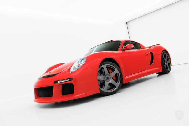 Очень редкие : CTR3 `2007 Двигатель: 3.8 B6. Twin-Turbo / турбины Мощность: 700 л.с. при 7 000 об/мин Крутящий момент: 890 Нм при 4 000 об/мин Трансмиссия: Механика 6 ступ. Макс. скорость: 380