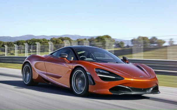 MCLAREN 720S