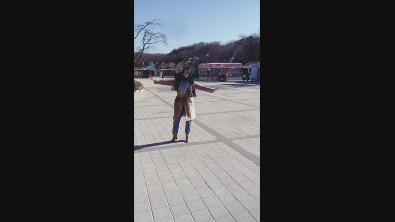 Instagram Stories Чарльза Мелтона