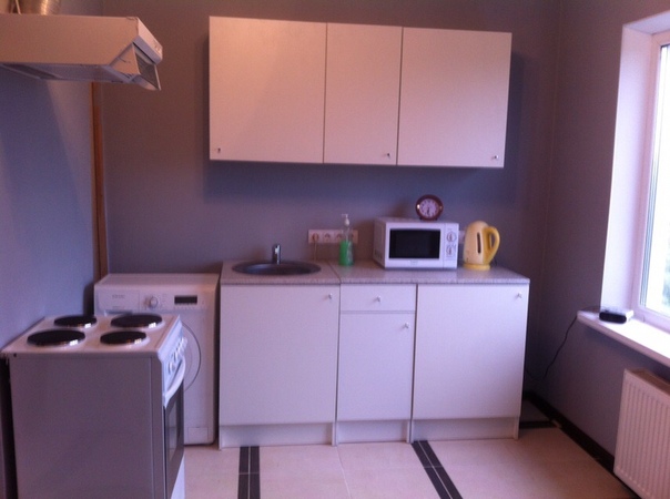 Сдам свою 1 к.кв В Пушкине Красносельское шоссе 55. Хороший современный ремонт, плитка, тёплые полы. Для жизни есть все необходимое, кроме шкафа (но есть комод и штанга для вешалок). Без комиссии, залог за 1 мес.<br>Важно: 7 этаж без лифта<br>Показываю квартиру 28 декабря в пятницу после 14-15:00, звоните +79219541489 - фото Фото: Сдам свою 1 к.кв В Пушкине Красносельское шоссе 55. Хороший современный ремонт, плитка, тёплые полы. Для жизни есть все необходимое, кроме шкафа (но есть комод и штанга для вешалок). Без комиссии, залог за 1 мес.<br>Важно: 7 этаж без лифта<br>Показываю квартиру 28 декабря в пятницу после 14-15:00, звоните +79219541489
