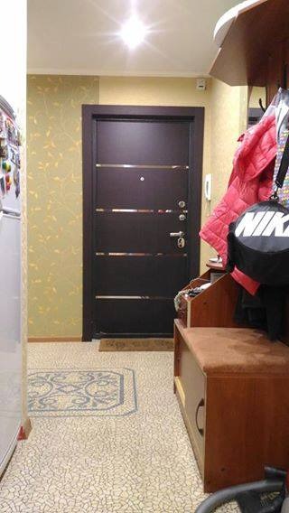 Сдам комнату одной девушке в двухкомнатной квартире. <br>Квартира в хорошем состоянии,обустроена мебелью и техникой. <br>Расположение: ул. Ак. Скрябина, д.28, корп.2. <br>м.Рязанский проспект, 15-20 мин. пешком. <br>Цена аренды: 17 500 руб.+свет, вода по счетчикам. <br>Есть залог в размере 15 000 руб. <br>В соседней комнате проживает одна девушка. <br>Пожелания к соседке: проживание без вечеринок и гостей, своевременная оплата. <br>По вопросам обращаться 8 985 207 99 47<br> Валеева - фото Фото: Сдам комнату одной девушке в двухкомнатной квартире. <br>Квартира в хорошем состоянии,обустроена мебелью и техникой. <br>Расположение: ул. Ак. Скрябина, д.28, корп.2. <br>м.Рязанский проспект, 15-20 мин. пешком. <br>Цена аренды: 17 500 руб.+свет, вода по счетчикам. <br>Есть залог в размере 15 000 руб. <br>В соседней комнате проживает одна девушка. <br>Пожелания к соседке: проживание без вечеринок и гостей, своевременная оплата. <br>По вопросам обращаться 8 985 207 99 47<br> Валеева