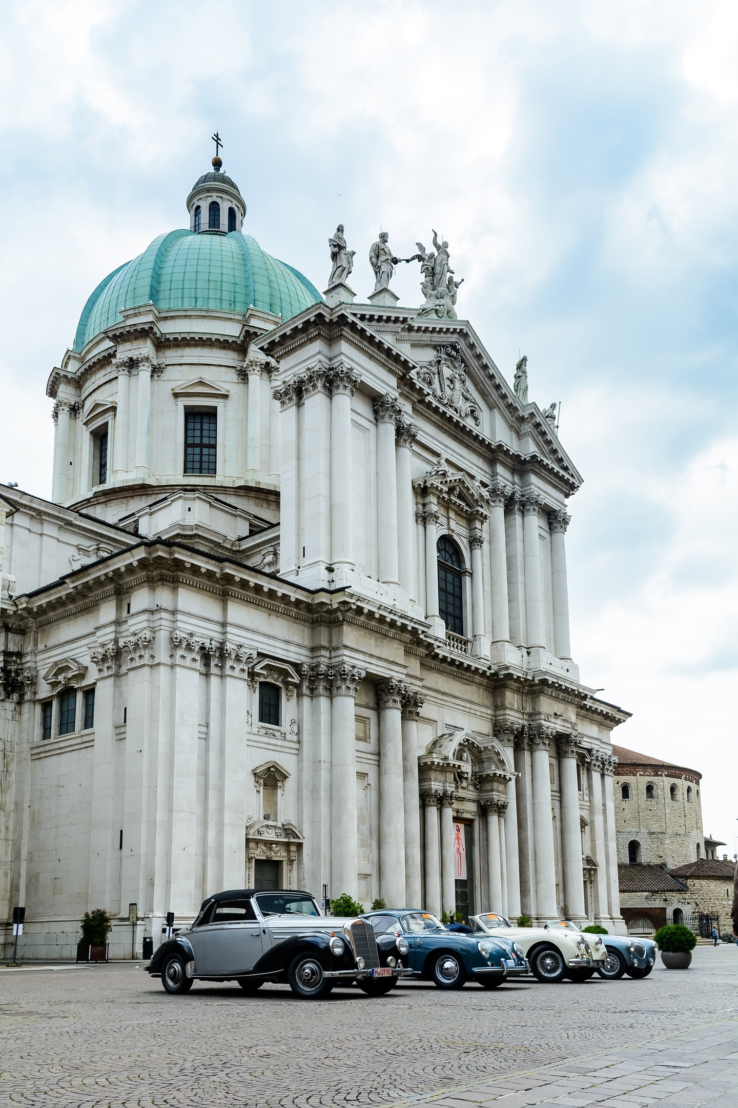 Mille Miglia 2019 porsche,bristol,италия,aston martin,abarth,buick,bentley,oldsmobile,fiat,ferrari,austin healey,bugatti,riley,lancia,jaguar,ралли,mercedes-benz,healey,ac,lagonda,talbot