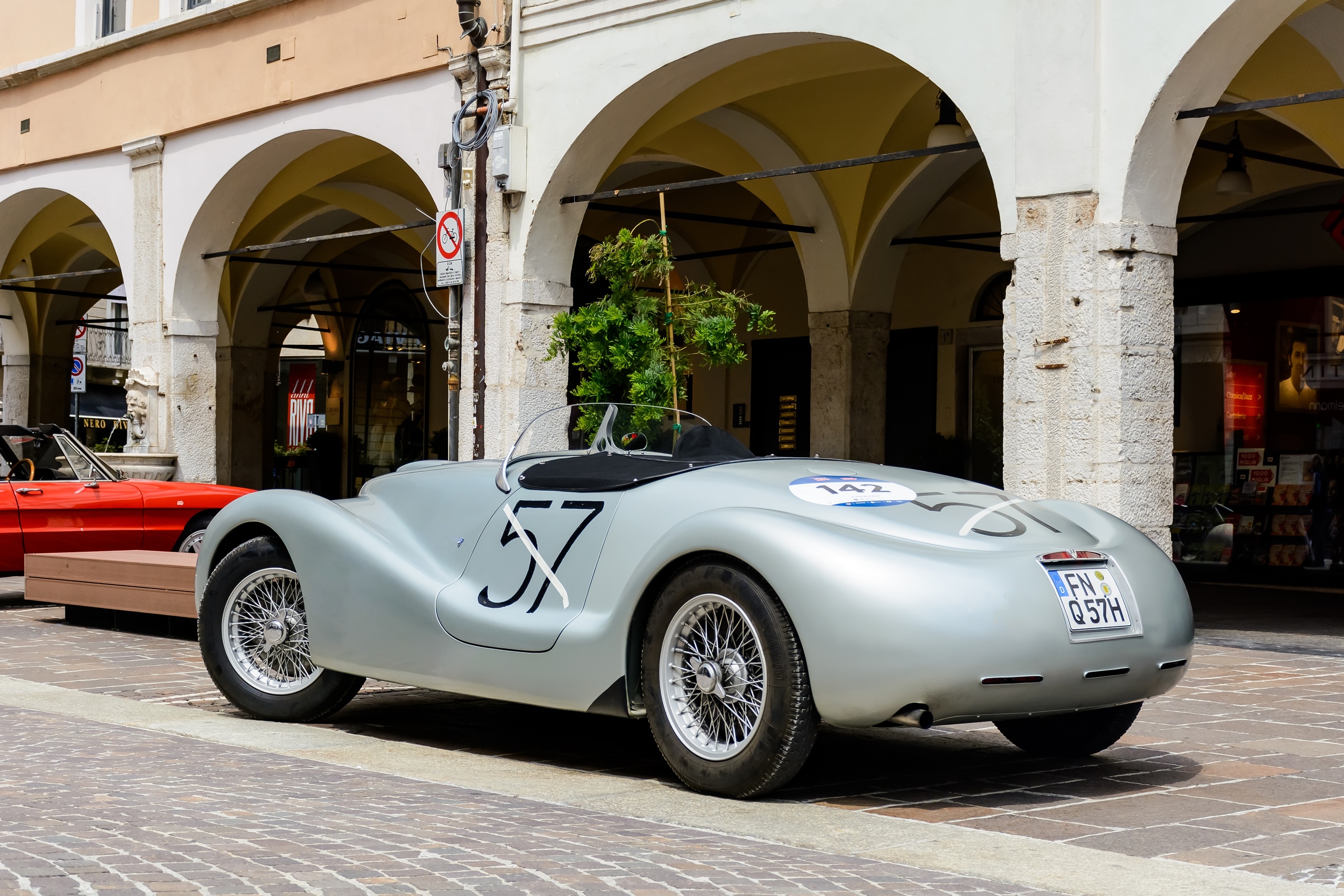 Mille Miglia 2019 porsche,bristol,италия,aston martin,abarth,buick,bentley,oldsmobile,fiat,ferrari,austin healey,bugatti,riley,lancia,jaguar,ралли,mercedes-benz,healey,ac,lagonda,talbot