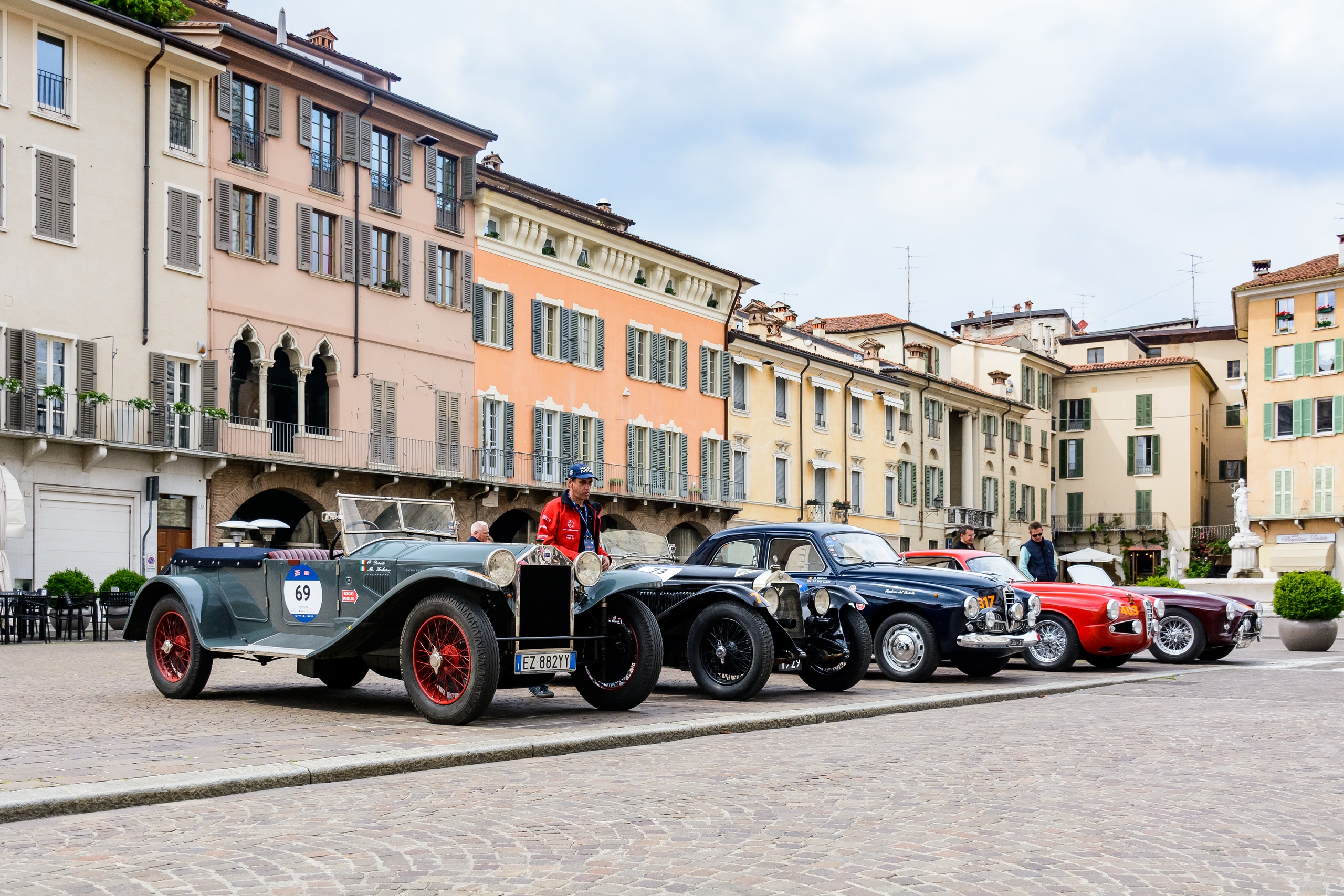 Mille Miglia 2019 porsche,bristol,италия,aston martin,abarth,buick,bentley,oldsmobile,fiat,ferrari,austin healey,bugatti,riley,lancia,jaguar,ралли,mercedes-benz,healey,ac,lagonda,talbot