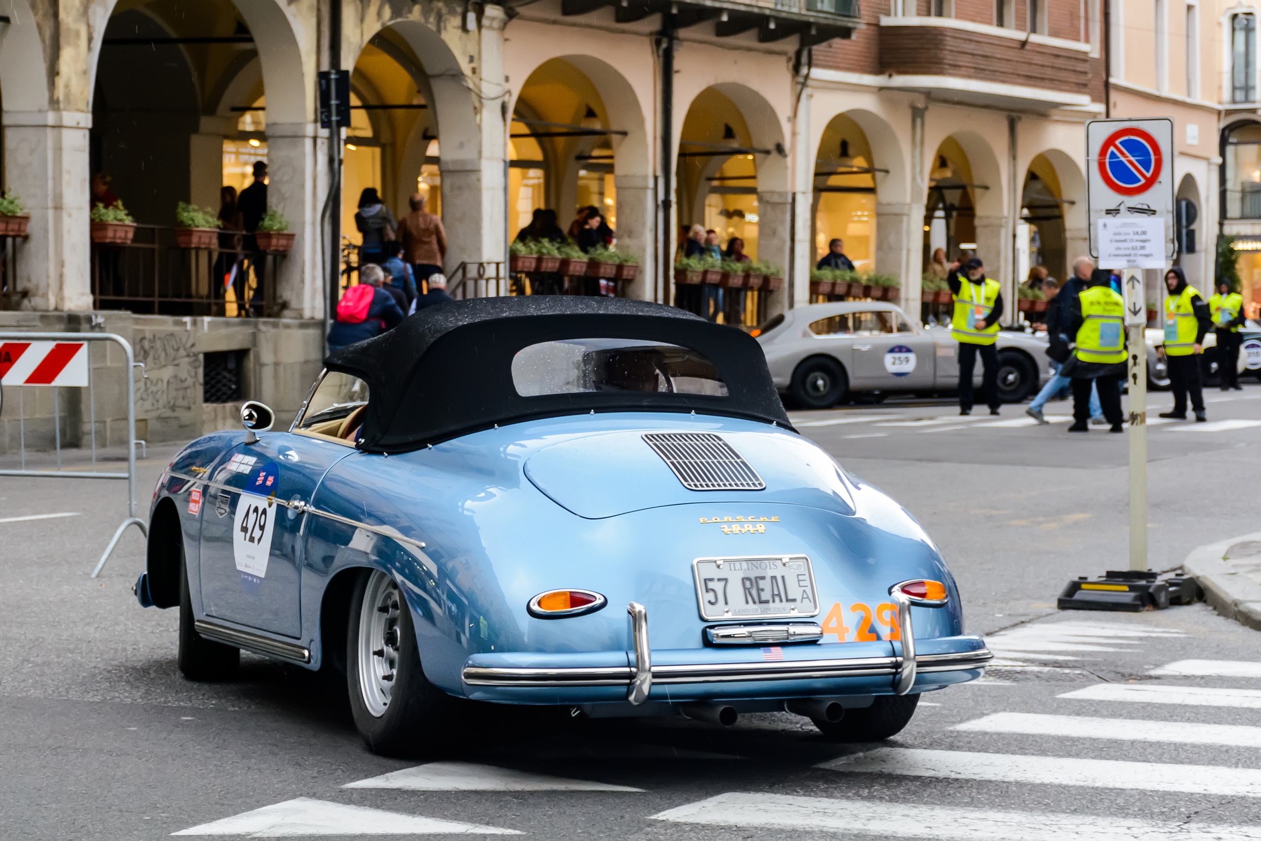 Mille Miglia 2019 porsche,bristol,италия,aston martin,abarth,buick,bentley,oldsmobile,fiat,ferrari,austin healey,bugatti,riley,lancia,jaguar,ралли,mercedes-benz,healey,ac,lagonda,talbot