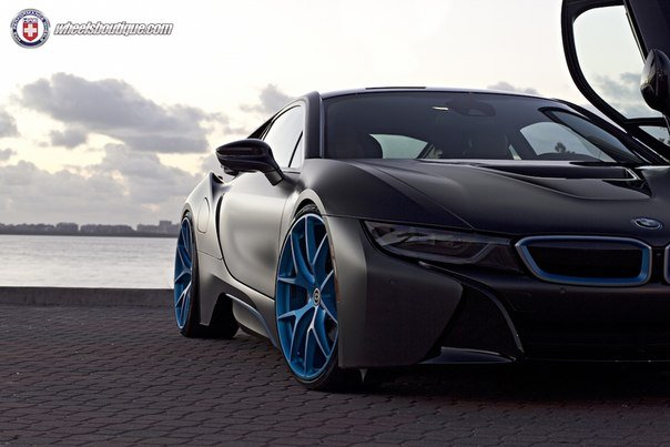BMW i8 