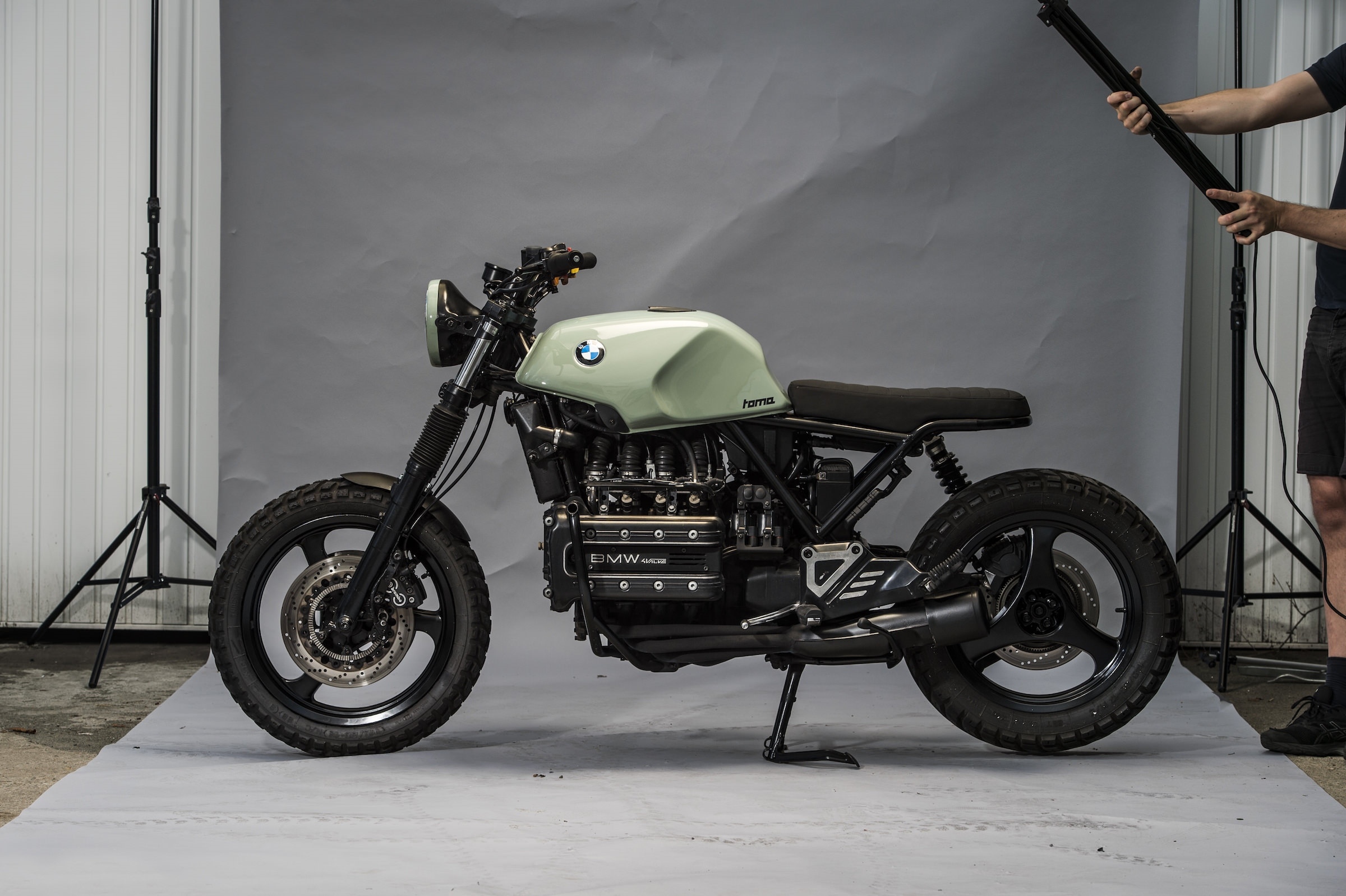 Toma Customs: кастом BMW K1100 Scrambler