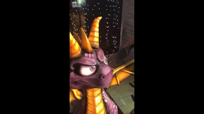 Who else wants this Spyro cake!