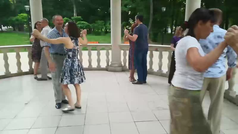 Парк, ротонда 7.06.2019