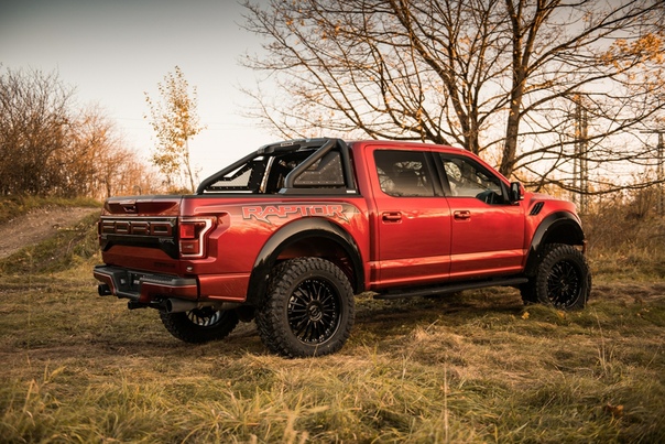 2017 Geiger Ford F-150 Raptor EcoBoost HP520 Класс: full-size picup truc Тип кузова: 4-door picup Двигатель: V6 3.5 L twin-turbo Мощность: 520 л.с. Крутящий момент: 731 Н·м КПП: АКПП-10 Привод: