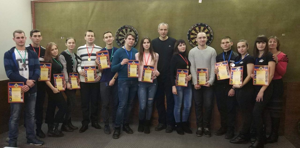 В Донецке состоялся чемпионат города по дартсу в парном первенстве среди студентов 
