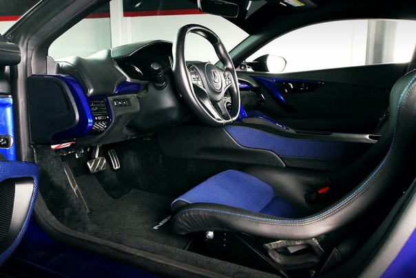 Очень редкие : Acura NSX Dream Project в исполнении Science Of Speed Двигатель: 3.5 V6 Twin-Turbo Hybrid Мощность: 610 л.с. Крутящий момент: 687 Нм Макс. скорость: 310 км/ч Разгон до сотни: 3.2
