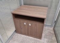 Мебель для персонала STYLE https://www.mebela.ru/catalog/item/mebel-style/ Создателям мебели STYLE удалось сделать невозможное – совместить высокотехнологичный дизайн с экологическими мотивами. Первый образ поддерживает конструкция каждого мебельного элемента, а на второй работает мягкий цвет и имитация фактуры вяза панелей гарнитура. Производство: Россия &#55356&#56823&#55356&#56826 Гарантия: 18 месяцев 8-800-333-65-29 zakaz@mebela.ru Быстрая доставка по городу от 1 дня. 