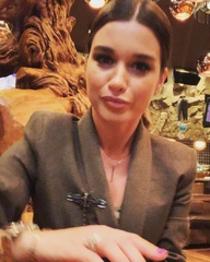 Ксения Бородина on Instagram: “Друзья, сегодня встречаемся на моем мастер-классе о том, как женщине начать и развивать своё дело! Ведь это непрост...
