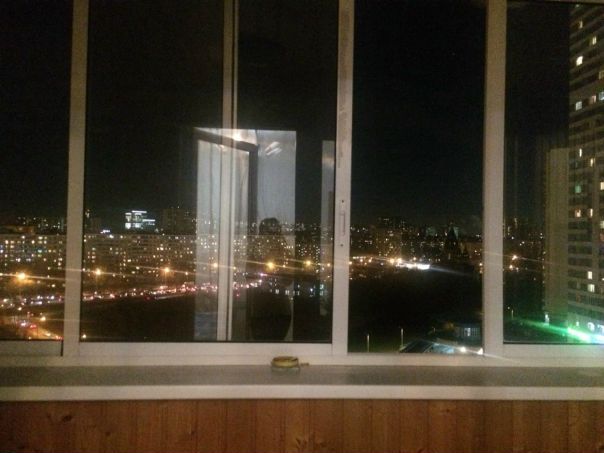 Субаренда. <br>Сдается изолированная комната в 4х комнатной квартире. <br>Адрес: м. Чертановская, микрорайон северное Чертаново, д2к202. До метро 5 минут. <br>Комната 15м2. С выходом на большую лоджию. В квартире 2су. Большая кухня, большой зал + огромный балкон с отличным видом. <br>В подъезде консъерж. Всё чисто. <br>Инфраструктура хорошая. Рядом ТЦ, круглосуточные магазины, фитнес-центры, парк. Всё есть для удобного проживания. <br>В квартире живу я, девушка и парень. Всем около 30 лет. <br>Стоимсоть: 19к + счетчики (делится на всех поровну, примерно 1000р.). И 19к депозит (можем разбить). - фото Фото: Субаренда. <br>Сдается изолированная комната в 4х комнатной квартире. <br>Адрес: м. Чертановская, микрорайон северное Чертаново, д2к202. До метро 5 минут. <br>Комната 15м2. С выходом на большую лоджию. В квартире 2су. Большая кухня, большой зал + огромный балкон с отличным видом. <br>В подъезде консъерж. Всё чисто. <br>Инфраструктура хорошая. Рядом ТЦ, круглосуточные магазины, фитнес-центры, парк. Всё есть для удобного проживания. <br>В квартире живу я, девушка и парень. Всем около 30 лет. <br>Стоимсоть: 19к + счетчики (делится на всех поровну, примерно 1000р.). И 19к депозит (можем разбить).