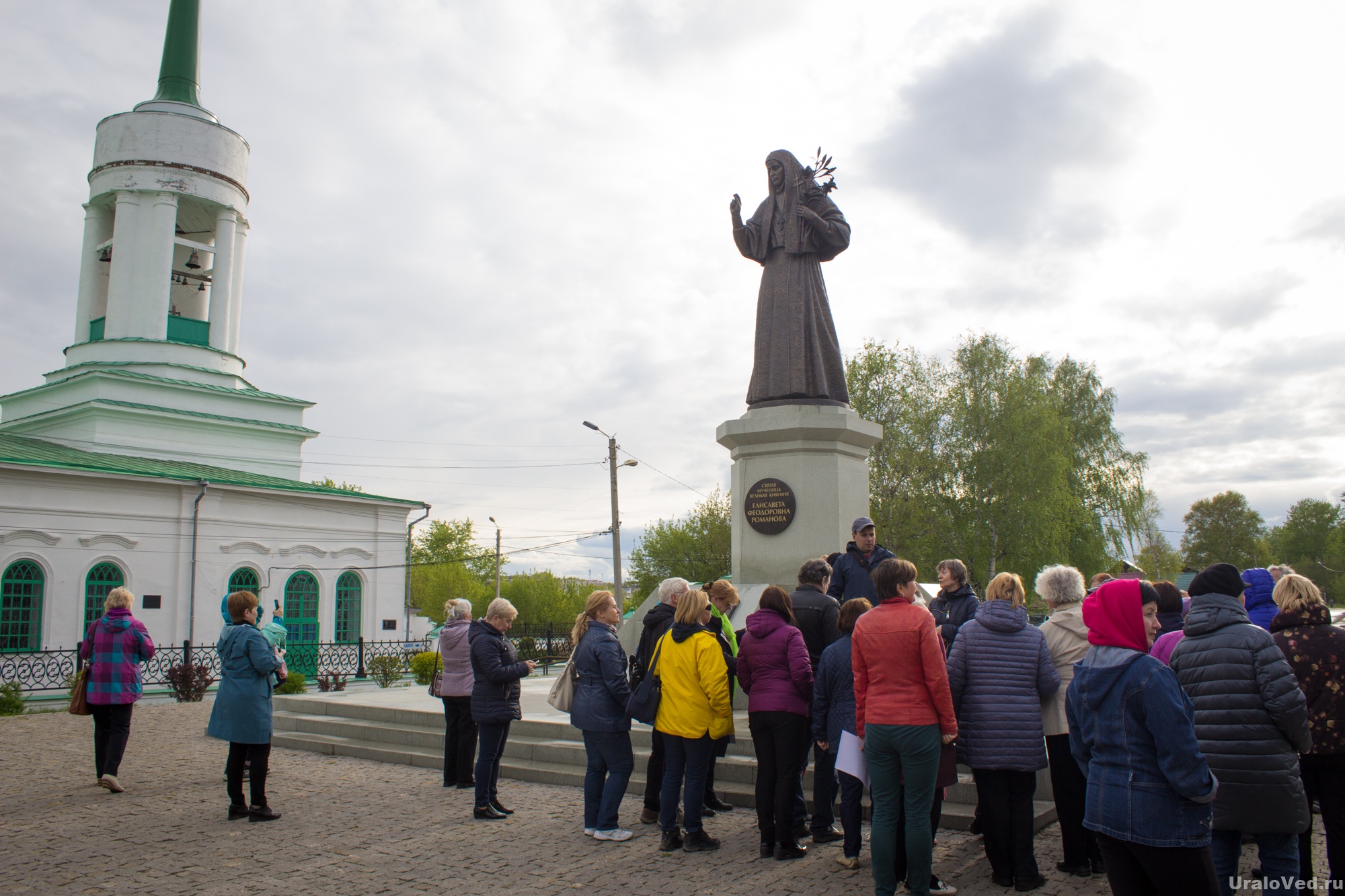 Памятник Елизавете Федоровне