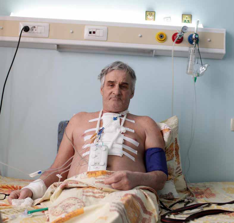 Некоторые виды рака грудины являются первичными, возникающими в ткани самой грудины