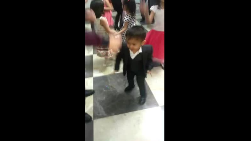 VID_20181215_221856.mp4