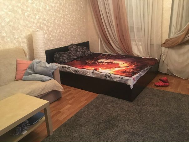 Добрый день.<br>Подселю к себе девушку в 1к квартиру <br>Улица Лихоборские бугры 10к1 в 3 минутах пешком от МЦК Лихоборы.<br>17000 тыс + коммуналка в месяц без залога и последнего месяца.<br>Сам очень много работаю с утра до позднего вечера <br>В квартире есть все что нужно из мебели,шкафов,комодов и бытовой техники.<br>Рассмотрю платежеспособных,порядочных людей славянской внешности.<br>Пишите в Вк или звоните по телефону 89154479397 Виталий.<br><br> - фото Фото: Добрый день.<br>Подселю к себе девушку в 1к квартиру <br>Улица Лихоборские бугры 10к1 в 3 минутах пешком от МЦК Лихоборы.<br>17000 тыс + коммуналка в месяц без залога и последнего месяца.<br>Сам очень много работаю с утра до позднего вечера <br>В квартире есть все что нужно из мебели,шкафов,комодов и бытовой техники.<br>Рассмотрю платежеспособных,порядочных людей славянской внешности.<br>Пишите в Вк или звоните по телефону 89154479397 Виталий.<br><br>
