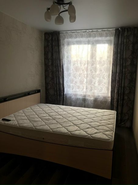 Ищем соседку в двухкомнатную квартиру!<br>• 2 минуты пешком от метро Домодедовская<br>• 30 минут до центра города на метро.<br>• Экологически чистый район, от парка Царицыно 10 минут пешком. <br>• имеется вся необходимая техника: телевизор, холодильник, плита, вытяжка, стиральная машинка, пылесос, утюг. Все новое! <br>• 20 000 руб.+1500 коммуналка <br>•<br>• Соседки 2 девушки 26 лет, без вредных привычек.<br><br> Соболь - фото Фото: Ищем соседку в двухкомнатную квартиру!<br>• 2 минуты пешком от метро Домодедовская<br>• 30 минут до центра города на метро.<br>• Экологически чистый район, от парка Царицыно 10 минут пешком. <br>• имеется вся необходимая техника: телевизор, холодильник, плита, вытяжка, стиральная машинка, пылесос, утюг. Все новое! <br>• 20 000 руб.+1500 коммуналка <br>•<br>• Соседки 2 девушки 26 лет, без вредных привычек.<br><br> Соболь