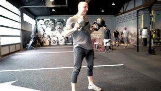 2-4-6-8 Double Kettlebell Complex For Building Lean Muscle