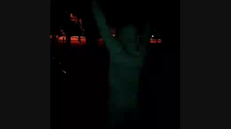 VID_20040408_200519_823.mp4