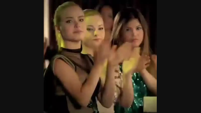 1894352824877572621.mp4