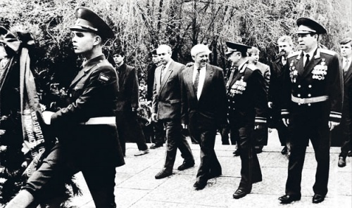 С сослуживцами по 8-му армейскому корпусу