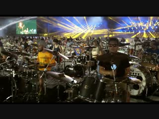 Rockin1000 / Smells Like Teen Spirit - Rockin1000 Thats Live