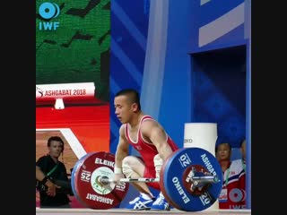Победитель категории до 55 кг на Чемпионате Мира по тяжелой атлетике Ом Юн Чол рвет 120 и толкает 162 кг