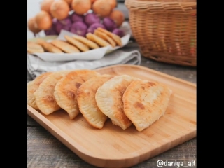 чебуреки с мясом