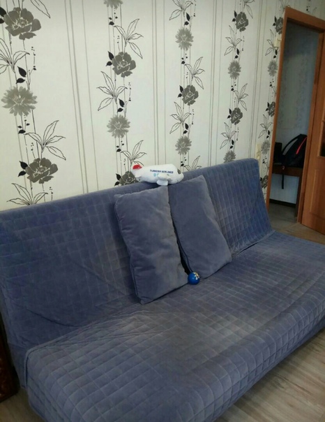 м.Люблино — 380 м<br>Новороссийская, 7<br>Сдается: 1-комн. квартира,балкон застеклён, сан.узел-совмещен, установлен, квартира теплая, ремонт космический, плита газовая, всё как на фото. Из мебели остаётся: огромная двуспальная кровать, диван-кровать, два стола, два шкафа, стиральная машинка, шкафчик с зеркалом в ванной, кухонный стол, кухонный гарнитур, чайник, холодильник. <br>Страховой депозит: отсутствует <br>Предоплата за последний месяц проживания:10.000 рублей. <br>Аренда в месяц 28000<br>Телефон: +79226991085(звонить с 09:00 до 22:00) - фото Фото: м.Люблино — 380 м<br>Новороссийская, 7<br>Сдается: 1-комн. квартира,балкон застеклён, сан.узел-совмещен, установлен, квартира теплая, ремонт космический, плита газовая, всё как на фото. Из мебели остаётся: огромная двуспальная кровать, диван-кровать, два стола, два шкафа, стиральная машинка, шкафчик с зеркалом в ванной, кухонный стол, кухонный гарнитур, чайник, холодильник. <br>Страховой депозит: отсутствует <br>Предоплата за последний месяц проживания:10.000 рублей. <br>Аренда в месяц 28000<br>Телефон: +79226991085(звонить с 09:00 до 22:00)