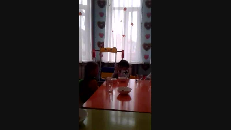 Ас ішіп болып отқан сәтіміз😄