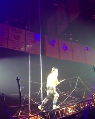 katie || uk clique on Instagram: “someone got tyler’s reaction when josh rips his jacket open, you can see him laugh when everyone screams haha”