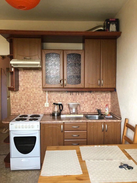 Фото: #арендаквартирвмоскве#снимуквартиру#сдамквартиру <br>Тепличный переулок, 7 <br>Сдается большая однокомнатная квартира в новом доме. Свежий ремонт, парковка. Рядом метро Октябрьское поле 5 мин пешком. <br>Все есть: стиральная машина, холодильник, микроволновка. Wifi,, На длительный срок. Площадь 46 кв.м. Лоджия большая. 26 тыс + к/у. <br>По всем вопросам звоните мне, тел 8 (965) 309-54-08.
