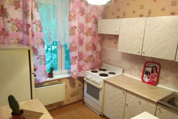 Марьино <br>ул. Донецкая, 13 сдам 1 комнатную квартиру на длительный срок ! в пешей доступности от метро . Инфраструктура развита рядом есть магазины , торговые центры , школа и детские сады , поликлиника ,парковка , фитнес клуб . В квартире есть мебель стиральная машина телевизор , холодильник. Рассмотрю всех домашними животными . коммунальные услуги. звоните по тел 89267077058 цена 25.000 - фото Фото: Марьино <br>ул. Донецкая, 13 сдам 1 комнатную квартиру на длительный срок ! в пешей доступности от метро . Инфраструктура развита рядом есть магазины , торговые центры , школа и детские сады , поликлиника ,парковка , фитнес клуб . В квартире есть мебель стиральная машина телевизор , холодильник. Рассмотрю всех домашними животными . коммунальные услуги. звоните по тел 89267077058 цена 25.000