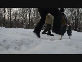 -23 градуса, 9 часов утра, как говорит наш инструктор:занимаемся вдождь,мороз,праздники,исключение новый год и моё (его)день рож