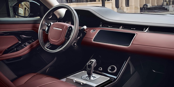 Range Rover представил Evoque нового поколения. Британцы представили свою самую доступную премиальную модель. В ней изменилось буквально все. Выдвижные ручки дверей, подзаряжаемый гибрид и