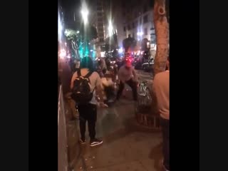 Независимый мужчина против 3х независимых пьяных баб