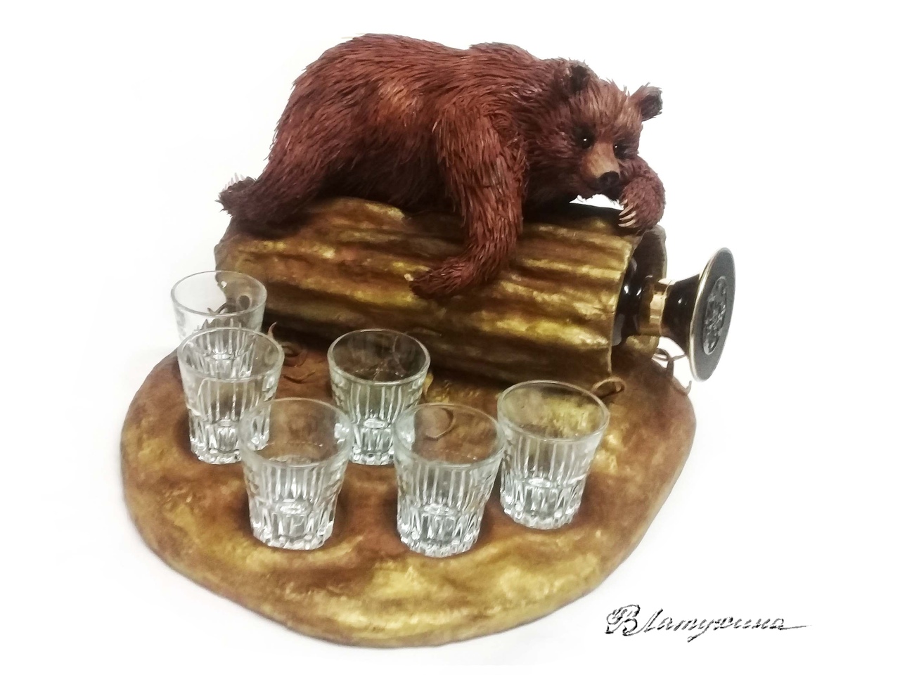 Бар медведь