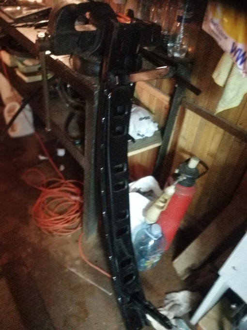 TFHXy2j_Pr4.jpg