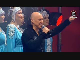 Денис Майданов и Сибирский хор