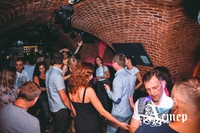 Развлекательный комплекс Астра - ресторан европейской кухни и караоке-клуб в Калининграде