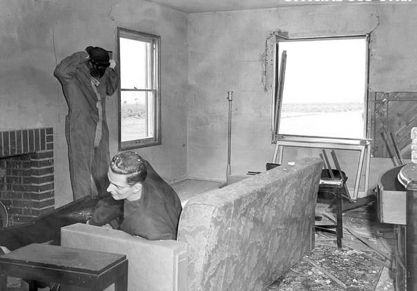 Испытание атомной бомбы на манекенах В 1953 году в Неваде была проведена операция «Doorstep» («Порог»). Целью испытаний стало изучение последствий взрыва атомной бомбы. Для операции создали